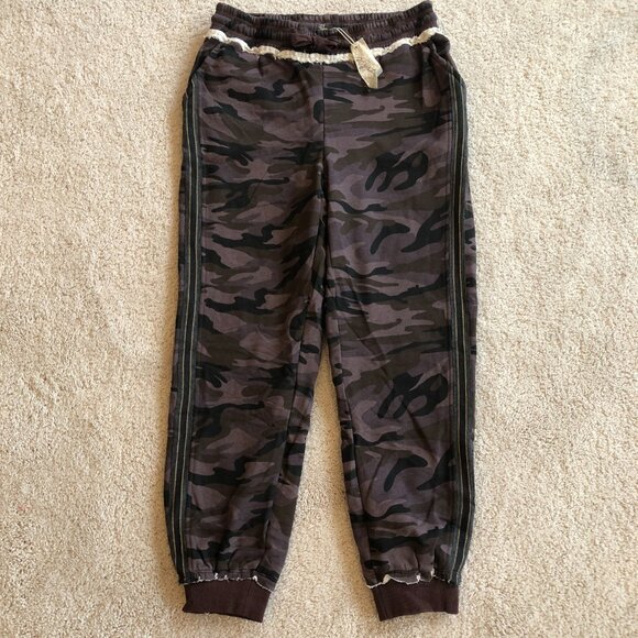 NWT "The Sandy" Plum Camo Joggers - Picture 3 of 12